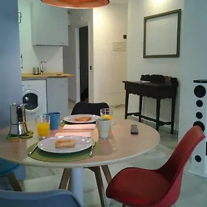 Pop Art House 2 Bedrooms Appartamento